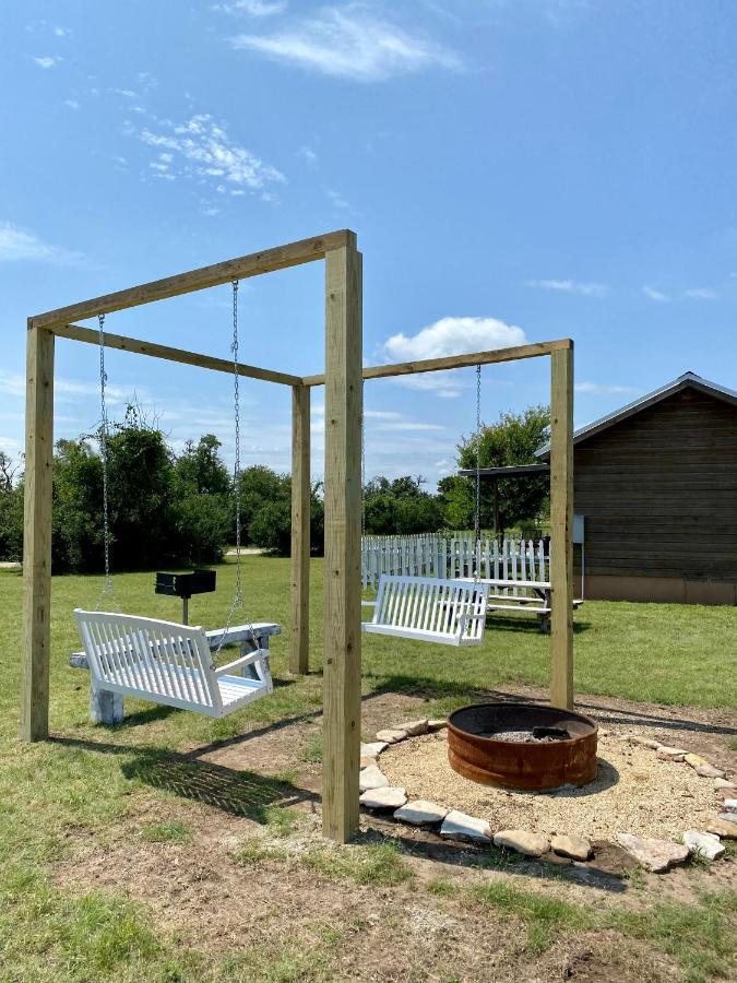 City On A Hill At Spring Creek Fredericksburg Exterior photo